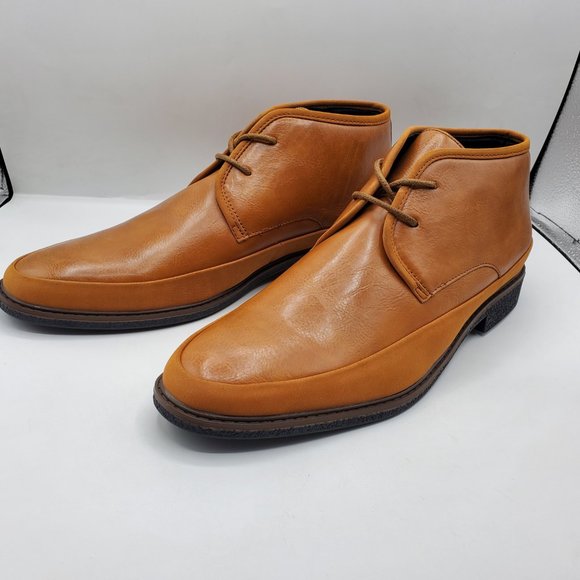 NWOT MENS ALFANI CLYDE VEGAN LEATHER CHUKKA BOOTS